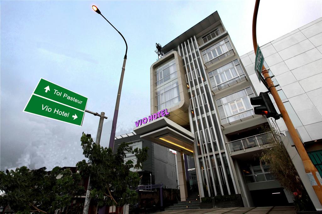 Vio Hotel Pasteur Bandung Exteriör bild